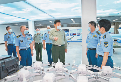 習近平八一前夕視察空軍航空大學時強調：深化改革創新不斷提高辦學育人水平