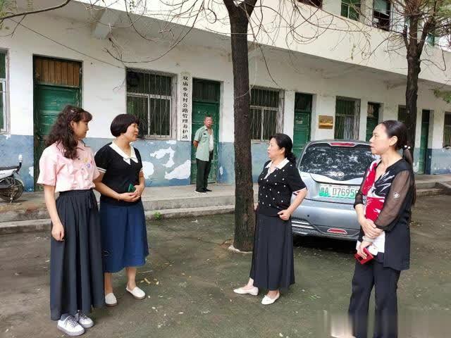 把高考政策送到村里！泌阳县闫洼村举办2020年高