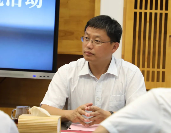 邹平市委与民营企业家相约“e盏茶事·中国铝谷站”谈心交流