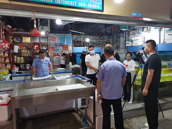 航宇路市场监督管理所约谈辖区重点行业责任人