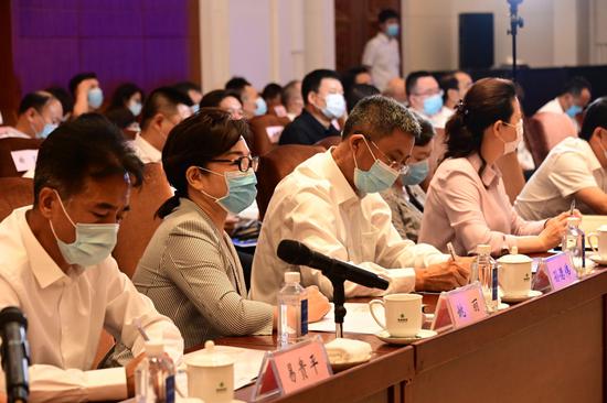 第十五届中国长春电影节组委会举行第一次会议暨新闻发布会