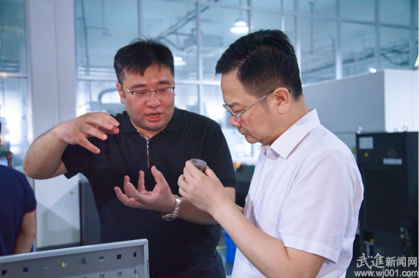 李林调研西太湖企业