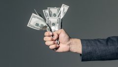 新冠疫情致科技巨头市值大涨，创始人们纷纷减