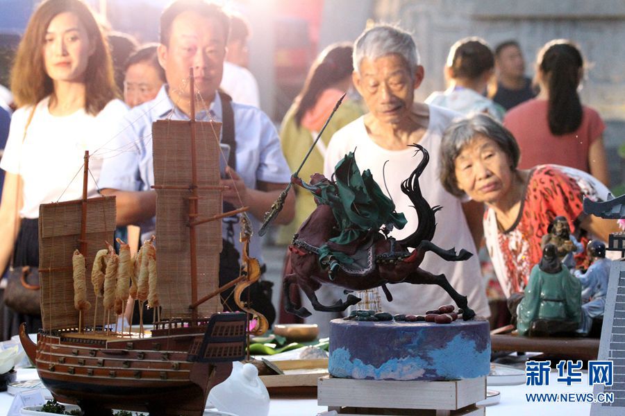 河南许昌：荷花美味 满席飘香