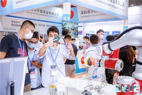 智能改变未来，全球协作机器人革新者节卡机器