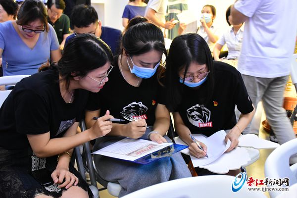安海镇举办“党建+人才”惠企政策知识竞赛