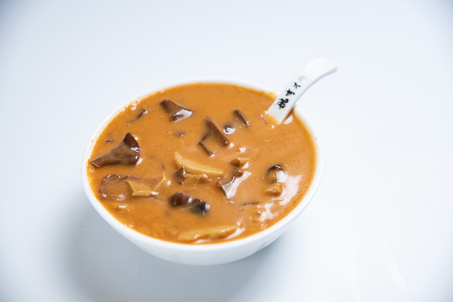 河南胡辣汤被评为最丑美食 第二三名为螺蛳粉和