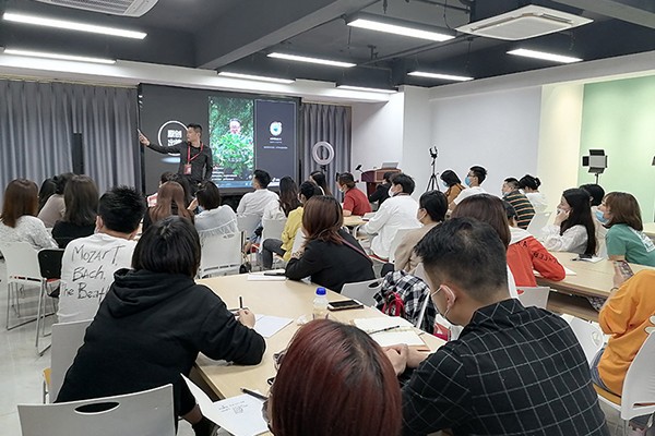 张家港运营抖音软件培训专业靠谱【南天】香格里拉新闻