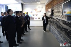 内蒙古自治区政协、民建内蒙古区委和内蒙古信用商会共同举行沿黄经济带环境