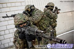 <b>身著新式迷彩服的俄羅斯特種兵</b>