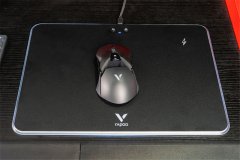 雷柏V10RGB无线鼠标垫，让你再无续航之忧